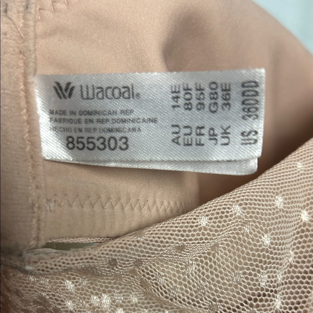 Wacoal Blue and Pink Bra bundle - Picture 3 of 8